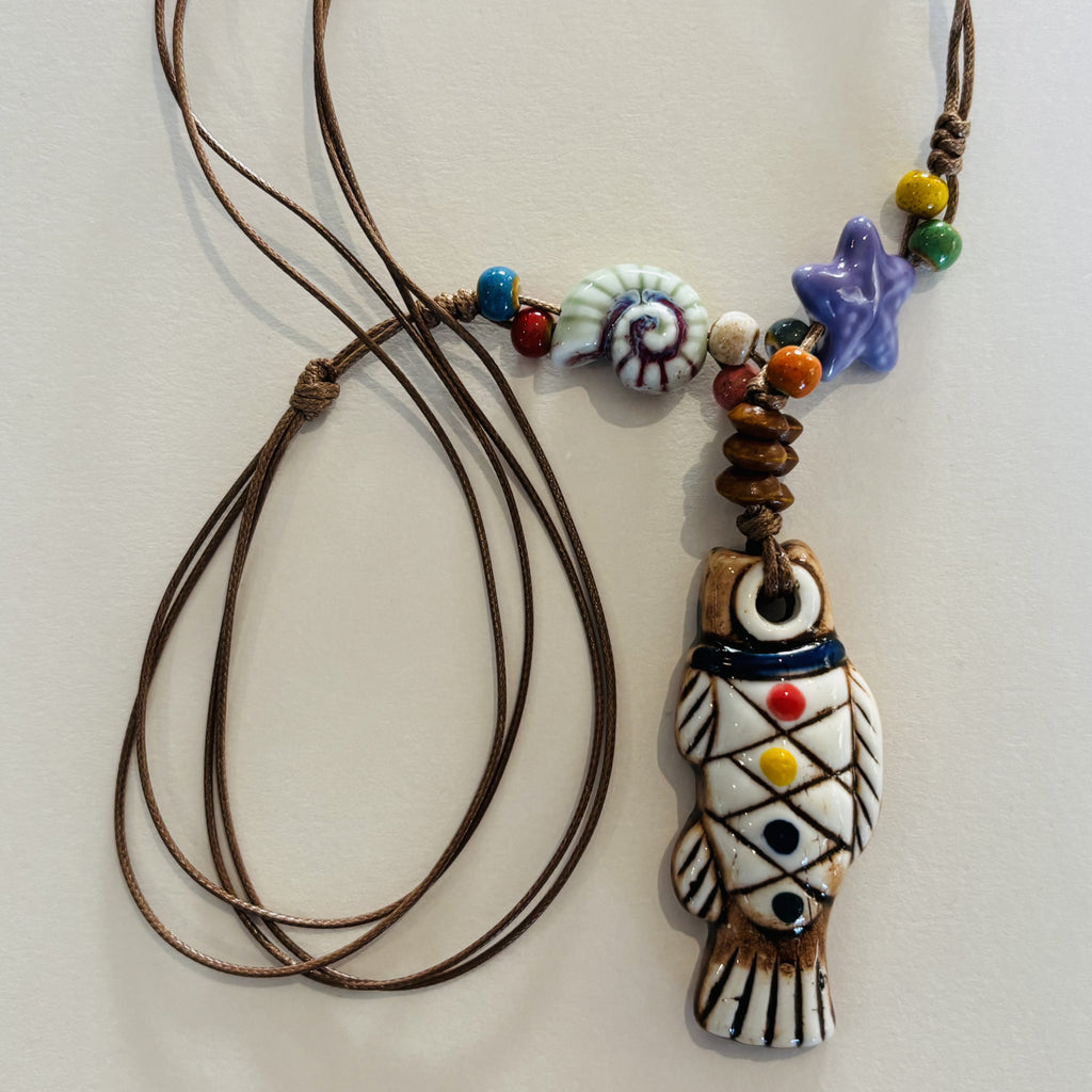 Necklace with a decorative pendant